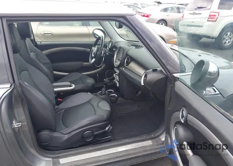 2009 Mini Cooper S from USA, damaged, VIN WMWMF73529TW84266